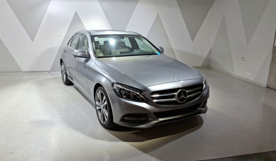 Mercedes Benz Clase C 2.0 200 CGI SPORT AT Sedan 2015