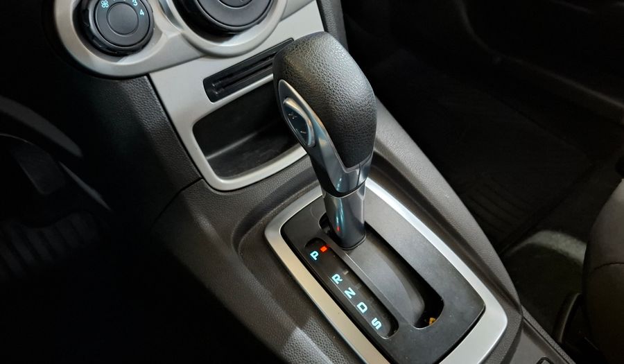 Ford Fiesta Kinetic Design 1.6 SE POWERSHIFT Hatchback 2020