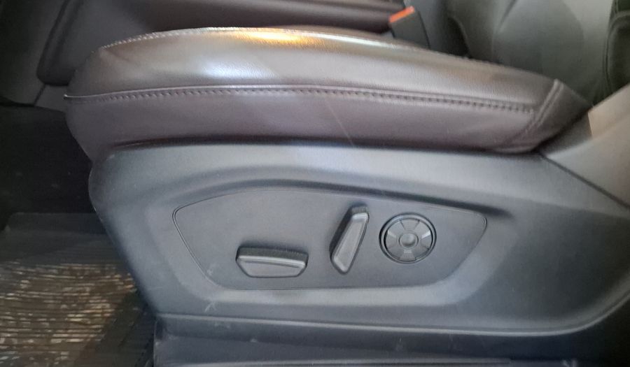Ford Explorer 2.3 PLATINUM AUTO AWD Suv 2025