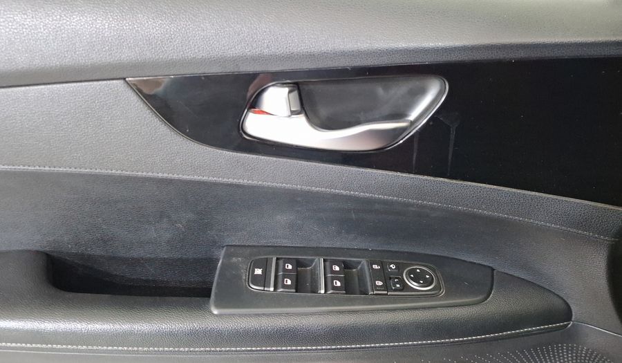 Kia Forte 2.0 EX AUTO Hatchback 2019
