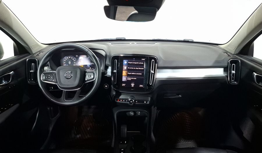 Volvo Xc40 2.0 T4 MOMENTUM AUTO Suv 2022