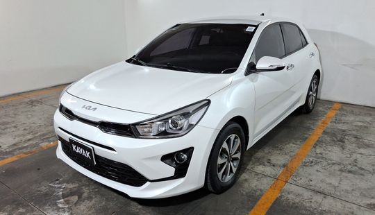 Kia • Rio