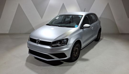 Volkswagen • Polo