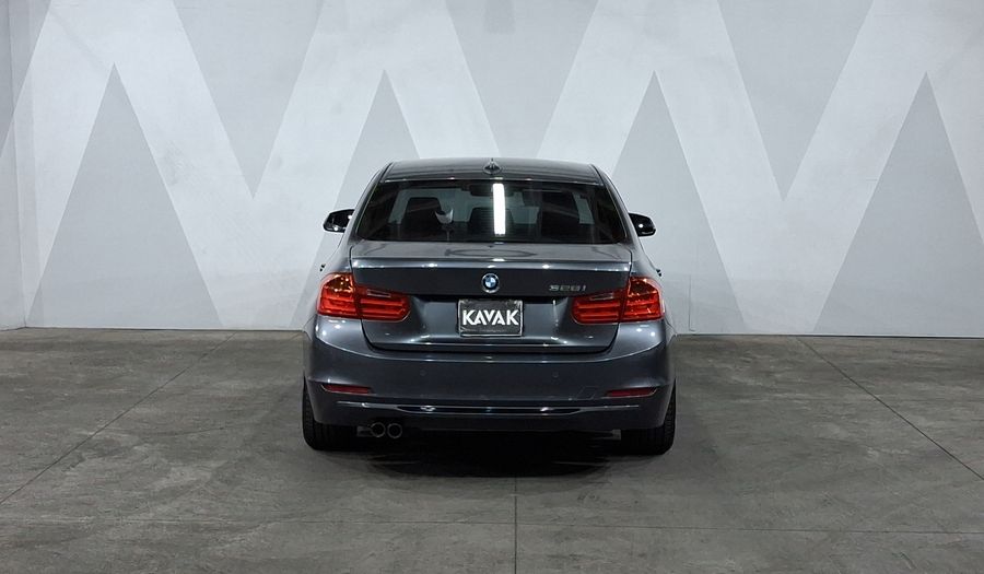 Bmw Serie 3 2.0 328IA SPORT LINE Sedan 2013