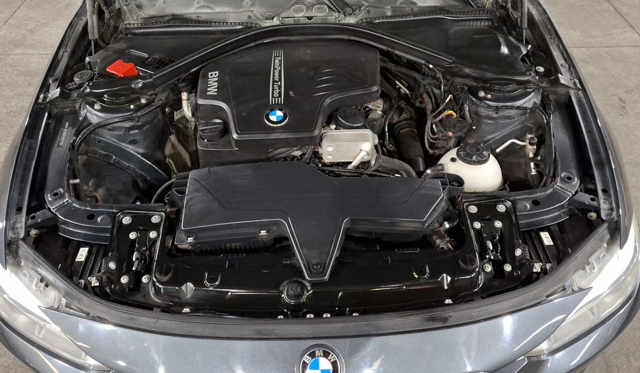 Bmw Serie 3 2.0 328IA SPORT LINE Sedan 2013