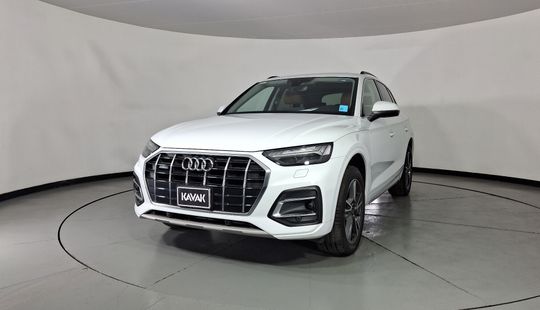 Audi • Q5