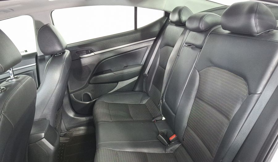 Hyundai Elantra 2.0 LIMITED TECH NAVI AUTO Sedan 2019