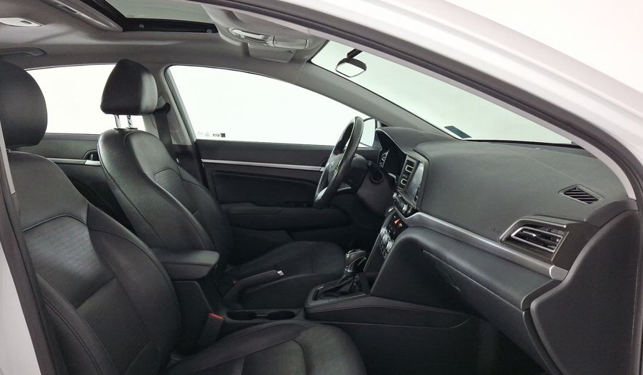 Hyundai Elantra 2.0 LIMITED TECH NAVI AUTO Sedan 2019