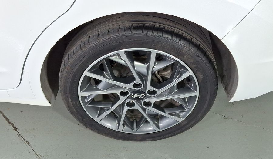 Hyundai Elantra 2.0 LIMITED TECH NAVI AUTO Sedan 2019