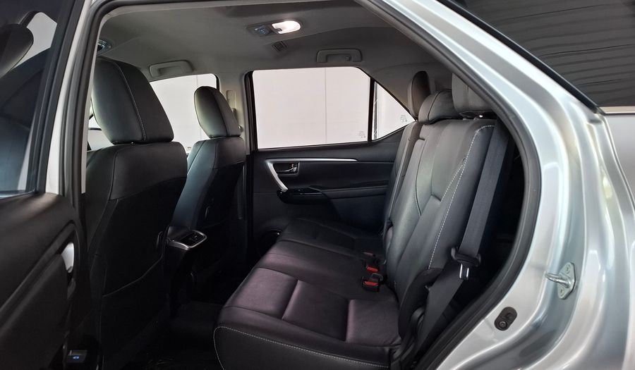 Toyota Sw4 2.8 TDI SRX AUTO 4WD Suv 2021