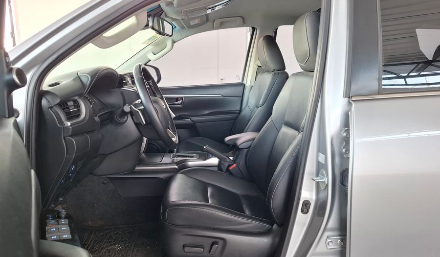 Toyota Sw4 2.8 TDI SRX AUTO 4WD Suv 2021