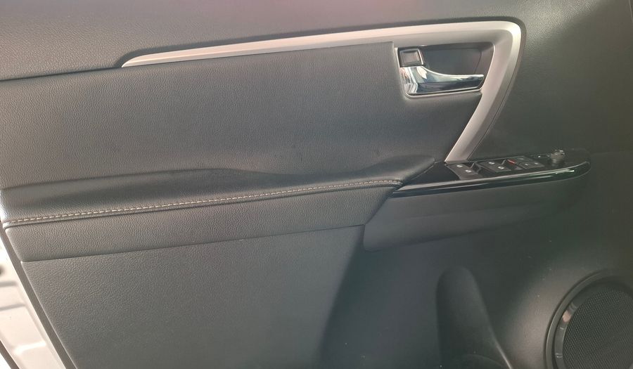 Toyota Sw4 2.8 TDI SRX AUTO 4WD Suv 2021