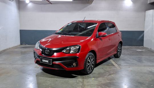 Toyota • Etios