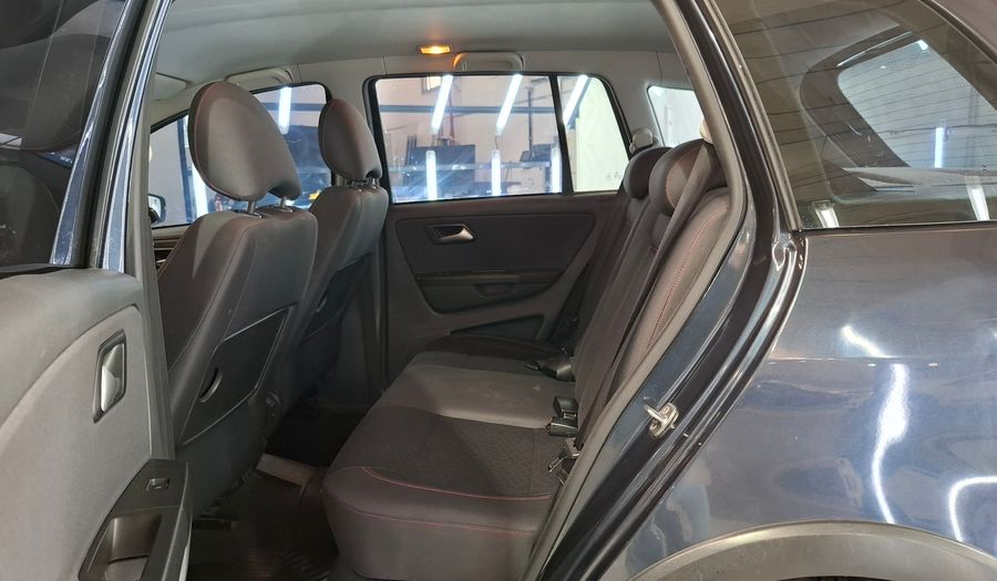 Volkswagen Suran Cross 1.6 SURAN CROSS HIGHLINE Wagon 2013
