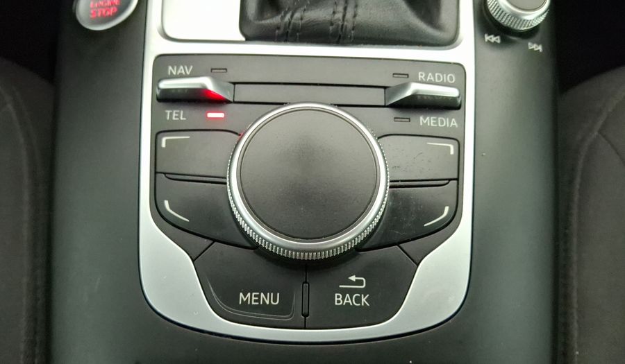 Audi A3 1.4 TFSI AMBIENTE S TRONIC Sedan 2015