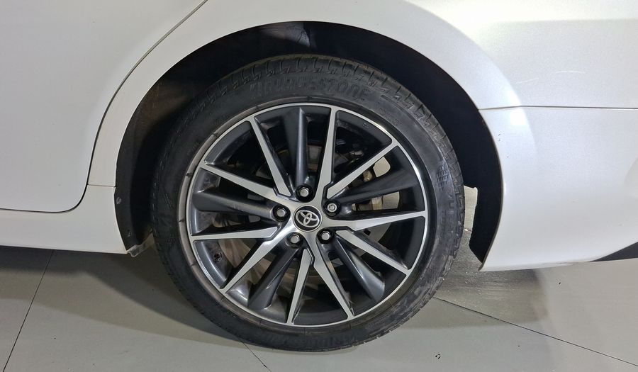 Toyota Camry 2.5 XLE AUTO Sedan 2021