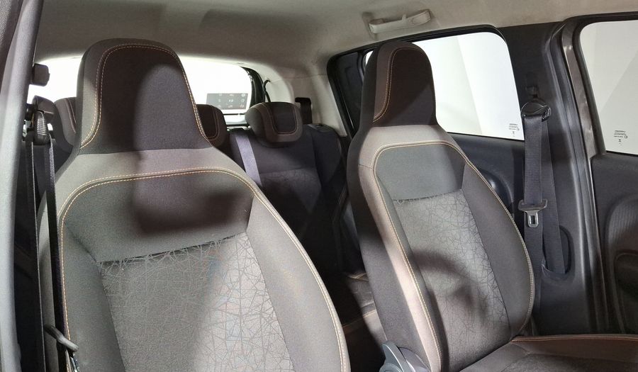 Fiat Mobi 1.0 TREKKING Hatchback 2024