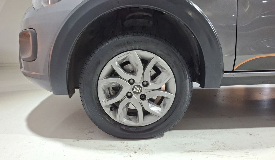 Fiat Mobi 1.0 TREKKING Hatchback 2024