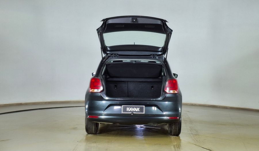 Volkswagen Polo 1.6 AUTO HIGHLINE Hatchback 2017