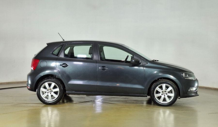 Volkswagen Polo 1.6 AUTO HIGHLINE Hatchback 2017