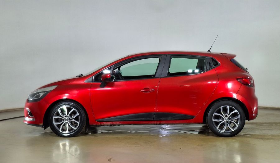 Renault Clio 1.2 EXPRESSION Hatchback 2017