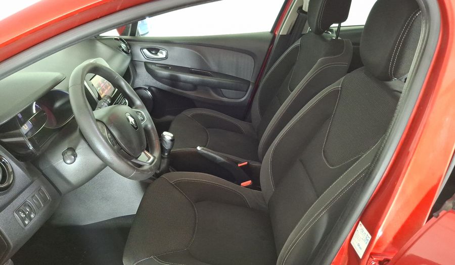 Renault Clio 1.2 EXPRESSION Hatchback 2017