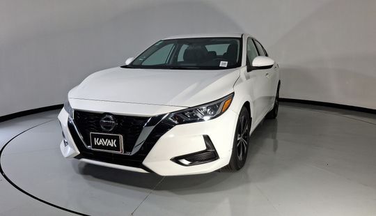 Nissan • Sentra