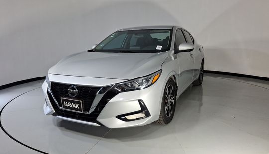 Nissan • Sentra