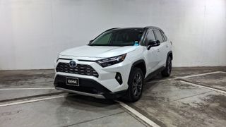 Toyota • RAV4