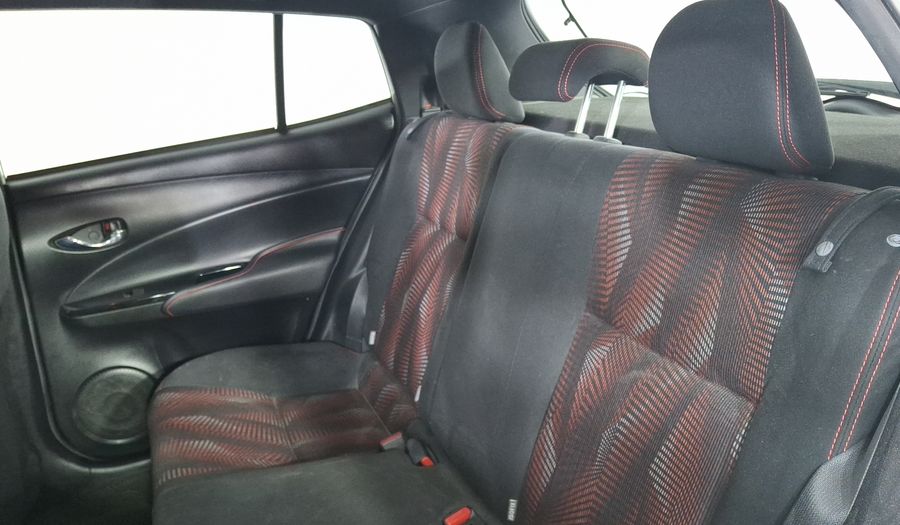 Toyota Yaris 1.5 S AUTO Hatchback 2019