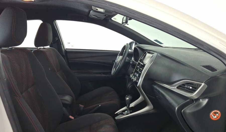 Toyota Yaris 1.5 S AUTO Hatchback 2019
