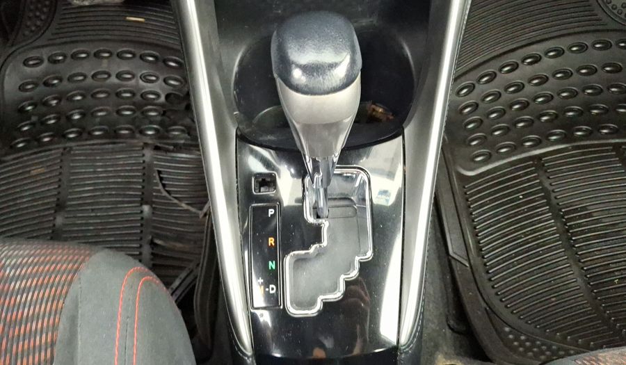 Toyota Yaris 1.5 S AUTO Hatchback 2019