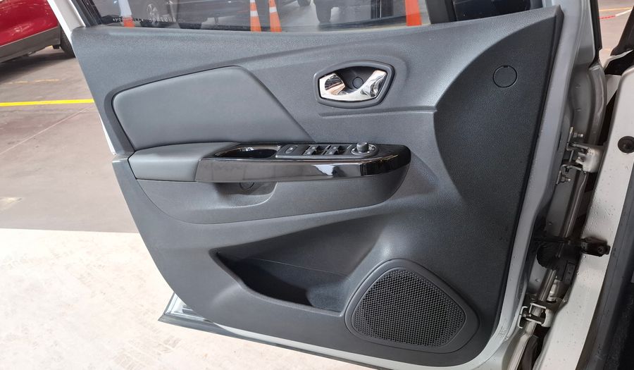 Renault Captur 2.0 INTENS Suv 2017