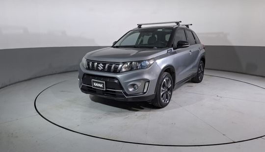 Suzuki • Vitara