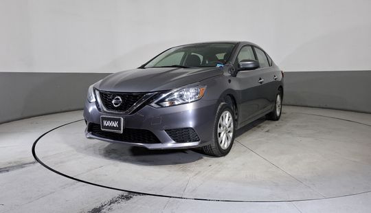 Nissan • Sentra