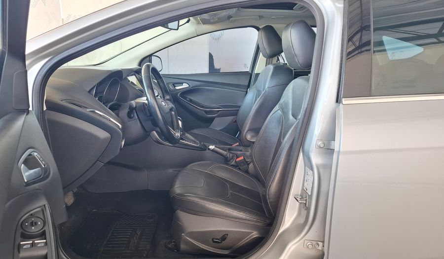 Ford Focus Iii 2.0 TITANIUM AT Hatchback 2017