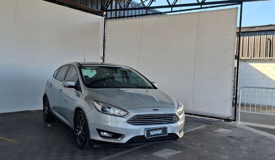 Ford Focus Iii 2.0 TITANIUM AT Hatchback 2017