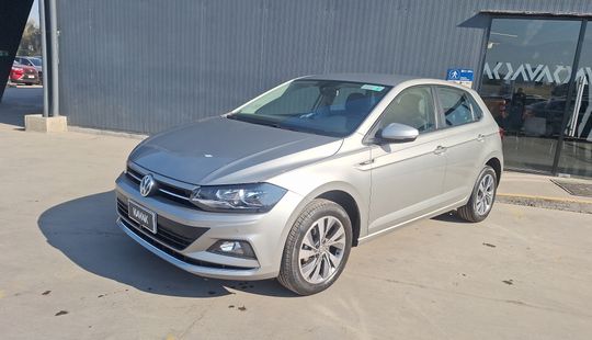 Volkswagen • Polo