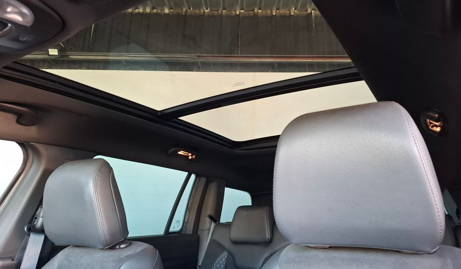 Jeep Commander 2.0 BLACKHAWK AUTO 4WD Suv 2025