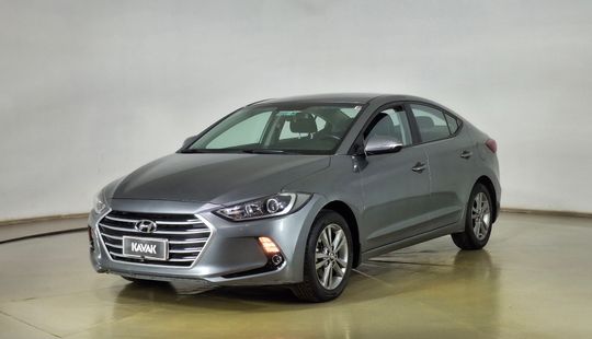 Hyundai • Elantra