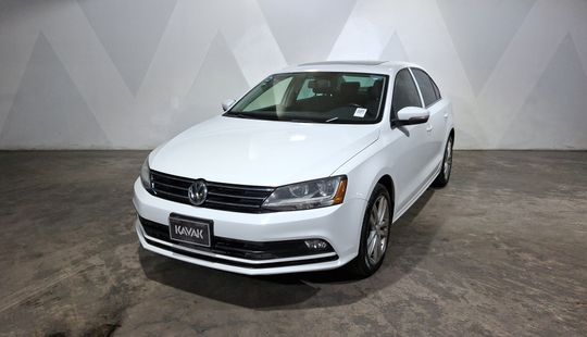 Volkswagen • Jetta
