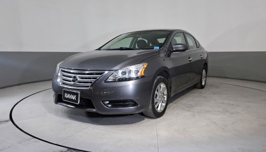 Nissan • Sentra