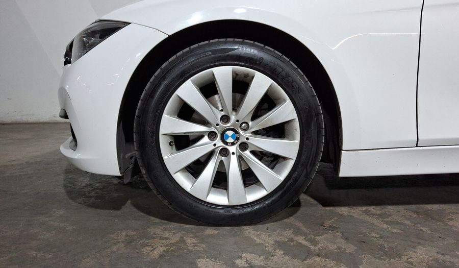 Bmw Serie 3 2.0 320IA Sedan 2016