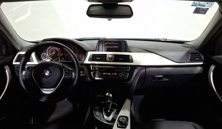 Bmw Serie 3 2.0 320IA Sedan 2016
