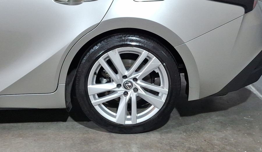 Lexus Is 2.0 300 AUTO Sedan 2024