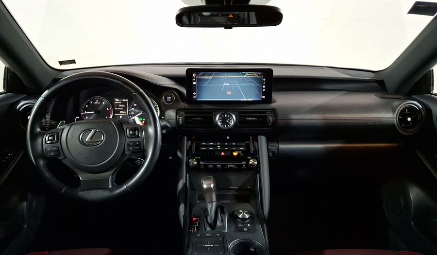 Lexus Is 2.0 300 AUTO Sedan 2024