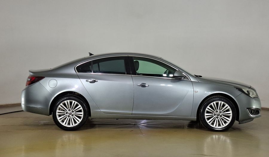 Opel Insignia 1.6 TURBO ECOTEC COSMO AUTO Sedan 2016