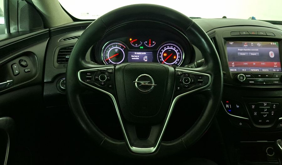 Opel Insignia 1.6 TURBO ECOTEC COSMO AUTO Sedan 2016