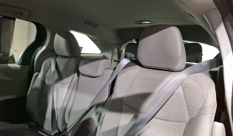 Toyota Sienna 2.5 HEV XLE AUTO Minivan 2022