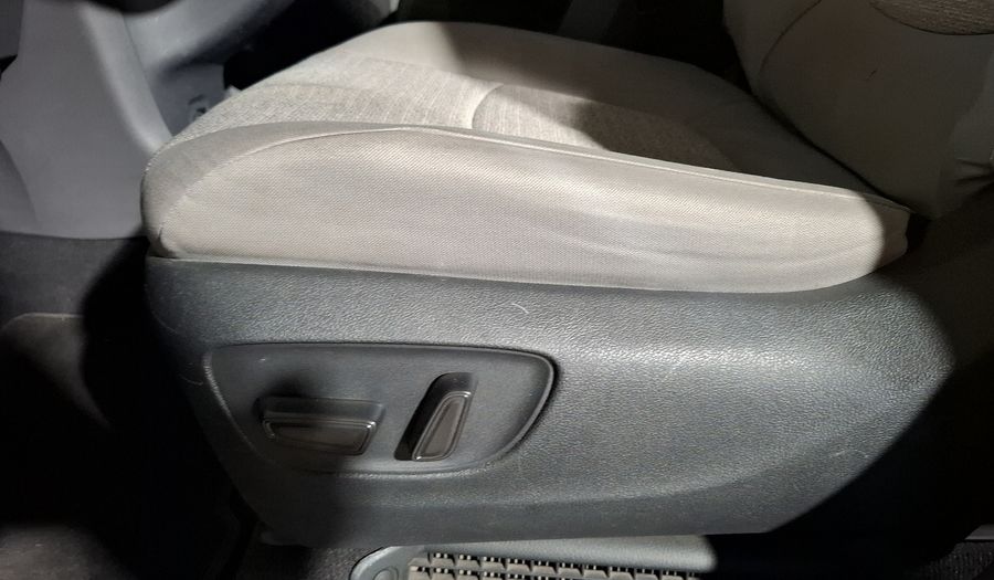 Toyota Sienna 2.5 HEV XLE AUTO Minivan 2022